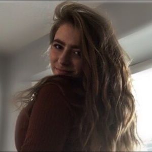 Meet your Posher, Hope